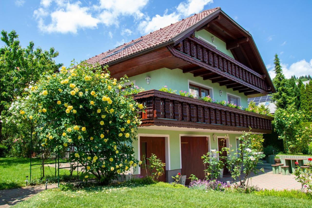 La Casa Verde Bled-Recica 外观 照片